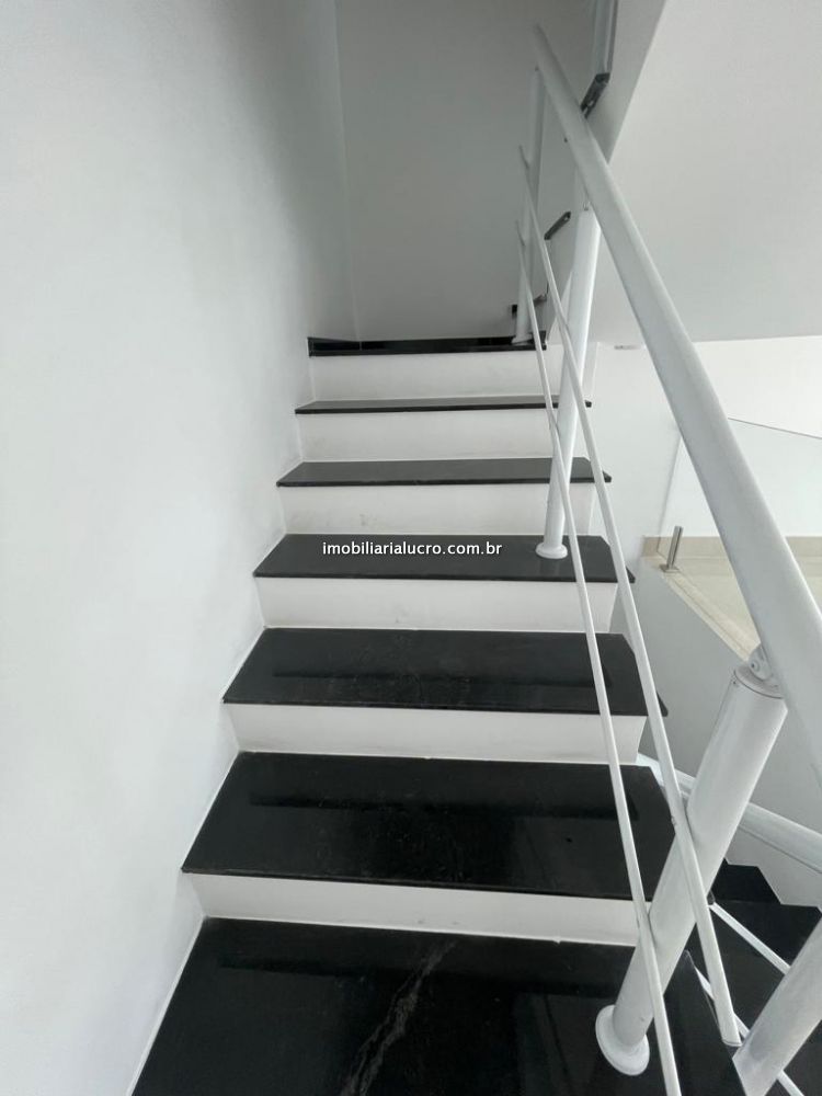 Sobrado à venda na Rua dos FaveirosVila Alpina - 999-172749-3.jpeg