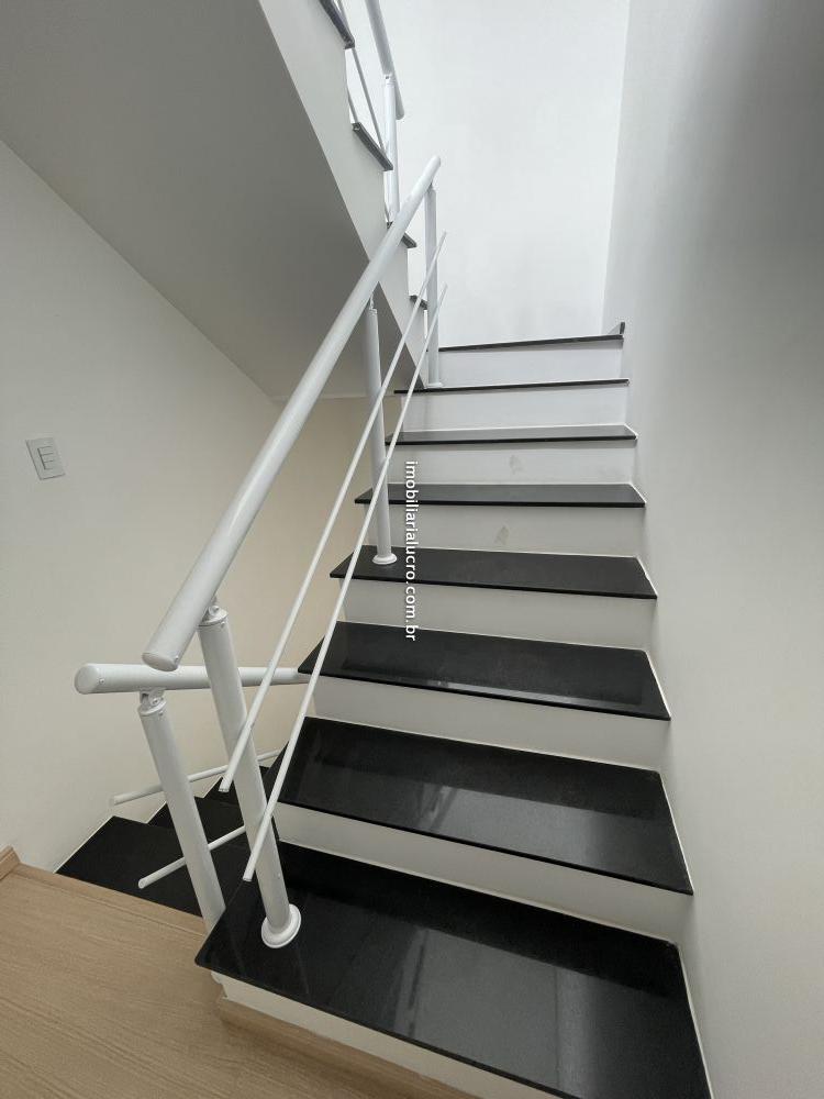 Sobrado à venda na Rua dos FaveirosVila Alpina - r999-174430-2.jpg