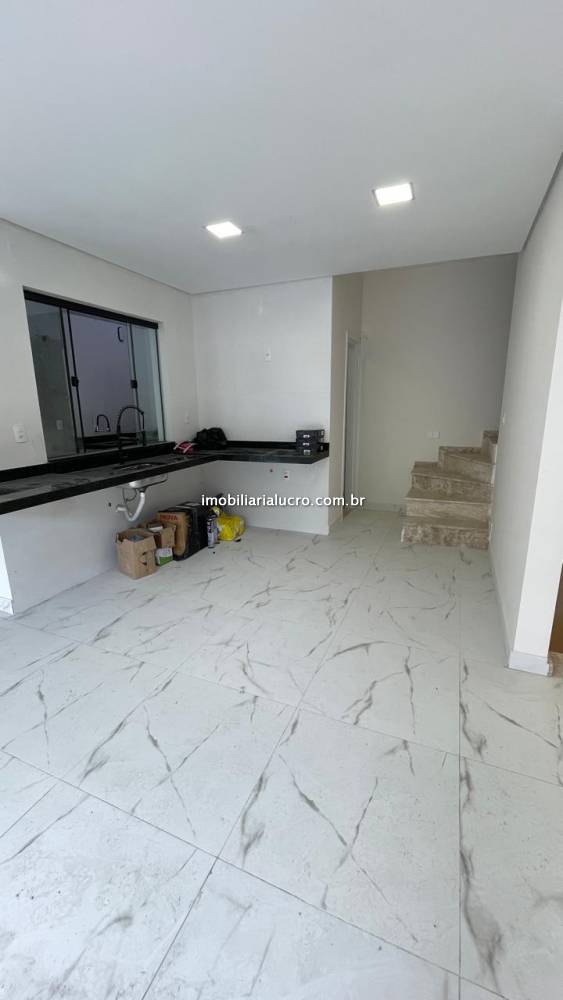 Sobrado à venda na Rua ErmaniaVila Camilópolis - 999-sobrado-vila-camilopolis-santo-andre-155638-2.jpeg